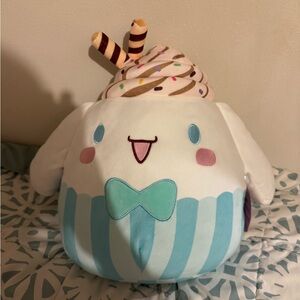 Squishmallows X Sanrio - Brand New - Cinnamoroll